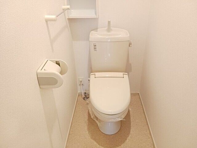 物件内観写真6　(トイレも気になるポイント)