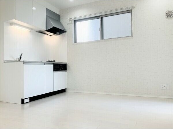 物件内観写真4　(ゆったり過ごせるリビングです)