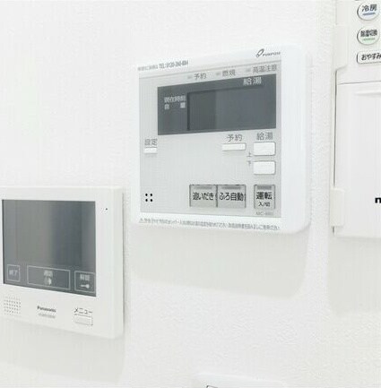 物件内観写真12　(バルコニーからの眺めを楽しみながら食事をしませんか)