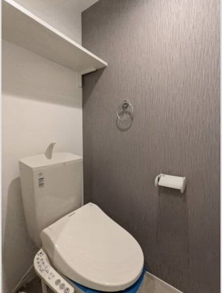 物件内観写真6　(トイレもきれいです)