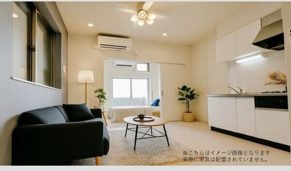 物件内観写真10　(おしゃれなリビングです)