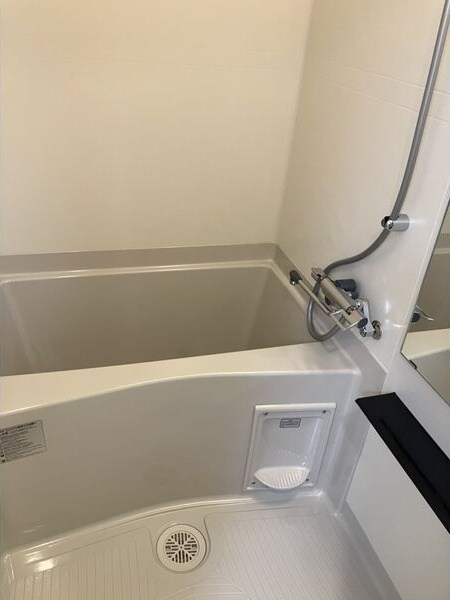 物件内観写真8　(コンパクトで使いやすいお風呂です)