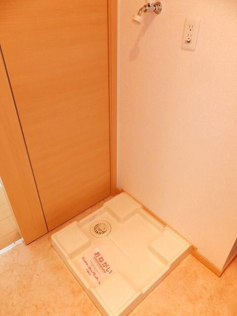 物件内観写真7　(洗濯機置き場です)