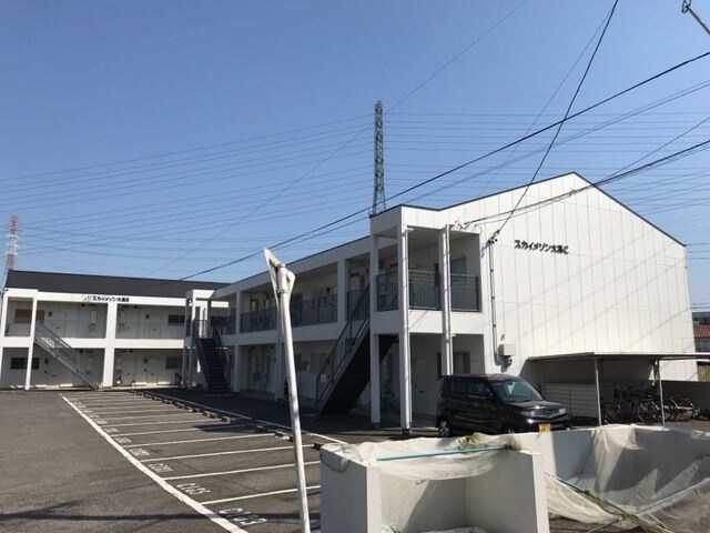 物件外観写真1　(建物外観を気になさる方へ、見た目の良い物件です)