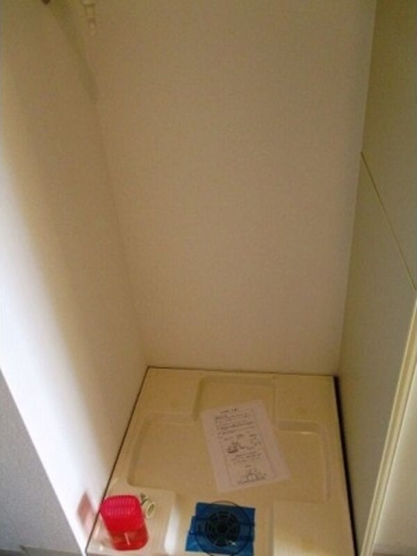 建物設備(洗濯機置き場)