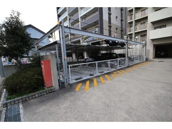 物件外観写真2　(駐車場)