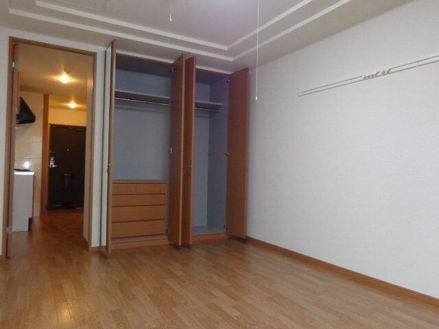 物件内観写真16　(こまごまとしたものを収納できそうですね)