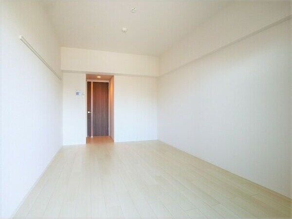 物件内観写真6　(きれいな内装です)