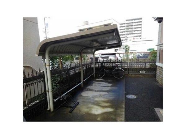 建物設備(駐輪場)