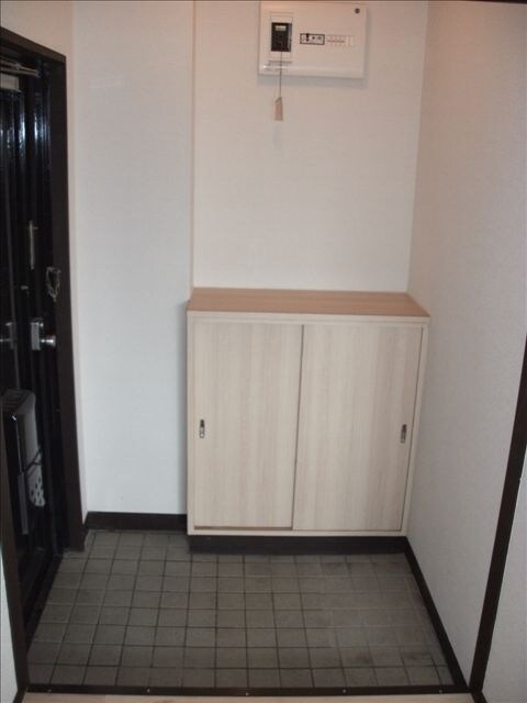 物件内観写真12　(玄関です)