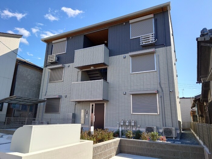 物件外観写真1　(外観も気になるポイント)