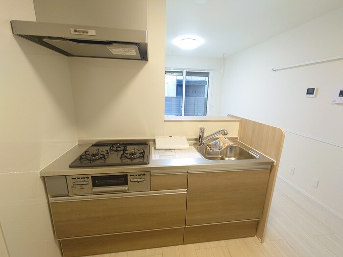 物件内観写真5　(キッチンでお料理をお楽しみください)