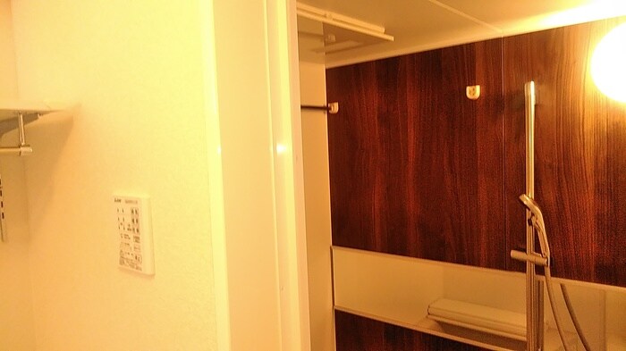 物件内観写真13　(おしゃれな内装です)