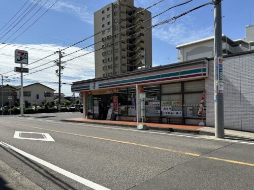 物件内観写真17　(セブンイレブン名古屋中汐田店 1060m)