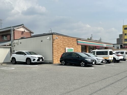 物件内観写真23　(セブンイレブン名古屋野並2丁目店 1310m)