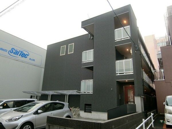 物件外観写真1　(建物外観を気になさる方へ、見た目の良い物件です)