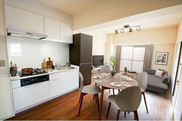 物件内観写真8　(※VR家具)