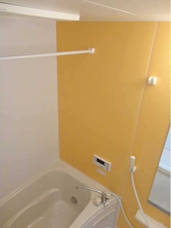 浴室(お風呂で日々の疲れを落としましょう)