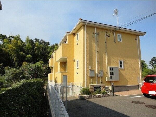 物件外観写真1　(外観です)