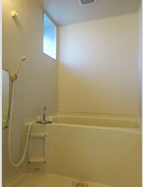 物件内観写真4　(お風呂です)