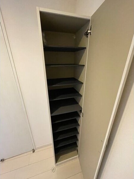 物件内観写真10　(玄関です)