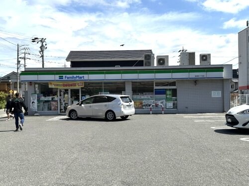 物件内観写真31　(ファミリーマート緑浦里三丁目店 829m)