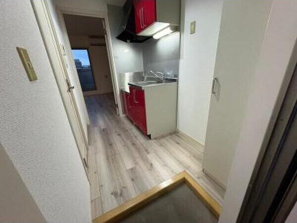 物件内観写真10　(玄関です)