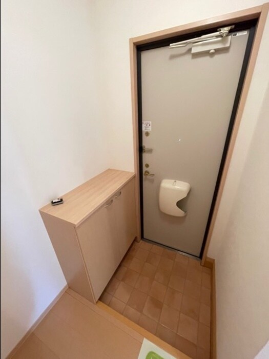 物件内観写真11　(毎日通る玄関はこちらです)