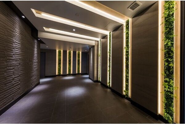 物件外観写真2　(建物の内部です)