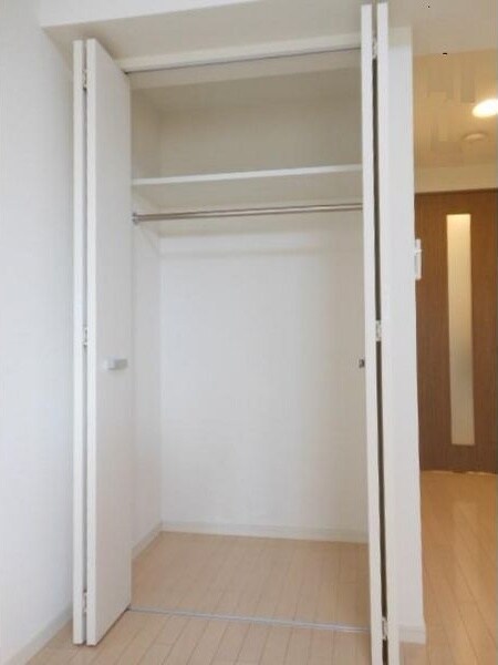 物件内観写真6　(専用の収納スペースです)