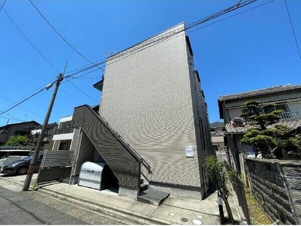 物件外観写真1　(外はこのようになっています)