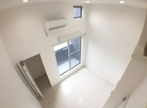 物件内観写真9　(こまごまとしたものを収納できそうですね)