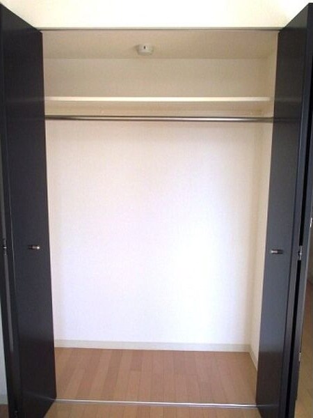 物件内観写真8　(十分な収納スペースがあります)