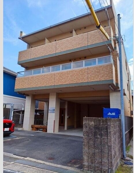 物件外観写真1　(物件の外観です)