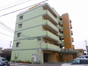 フォレスト裕萌里外観写真