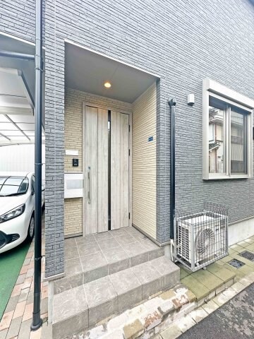 物件外観写真3　(毎日通るエントランスはこのようになっています)