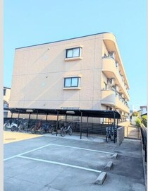 レーベンスIの外観写真