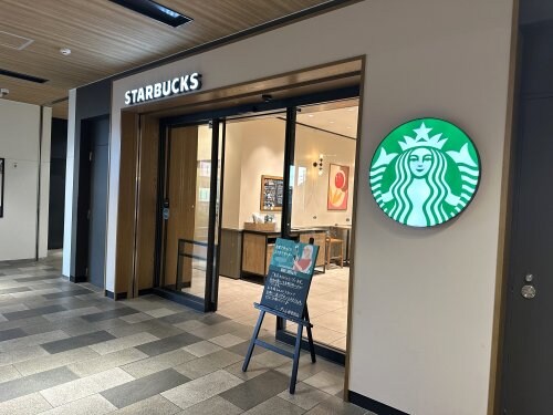 物件内観写真13　(スターバックス コーヒー ミュープラット神宮前店 707m)