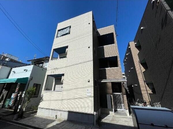 物件外観写真1　(建物外観を気になさる方へ、見た目の良い物件です)