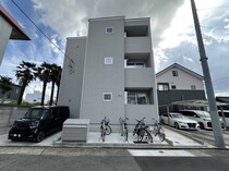 REGALEST道徳駅前の外観写真