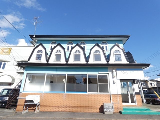 愛国西3-8-1の物件外観写真