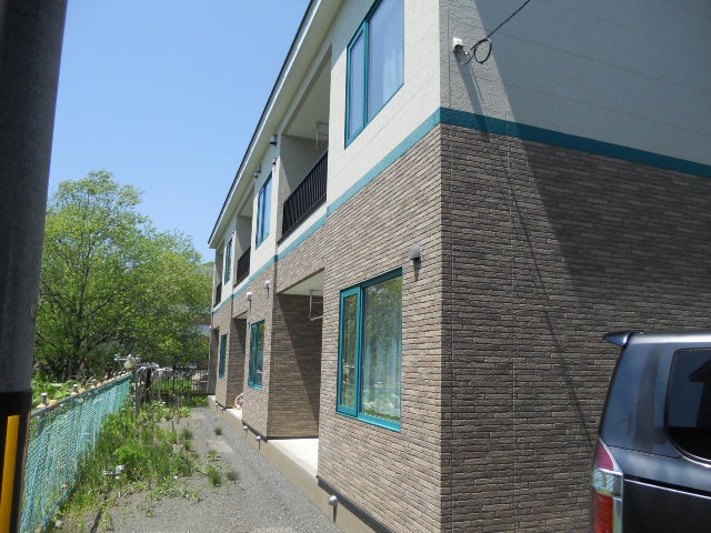 レジデンス別保の物件外観写真