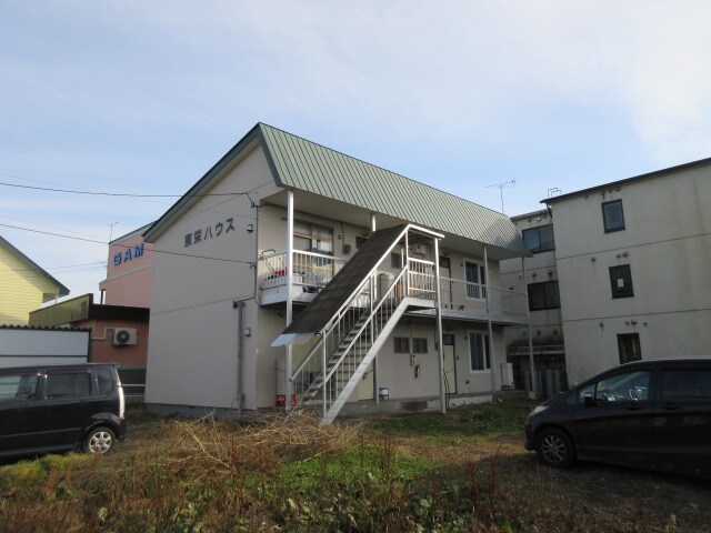 東栄ハウスの物件外観写真