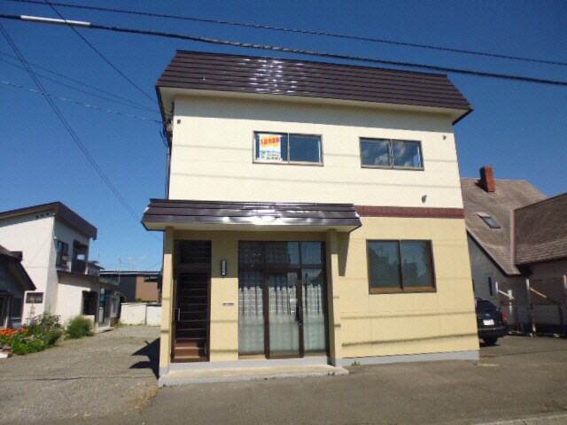 アパン青山Ⅱの物件外観写真