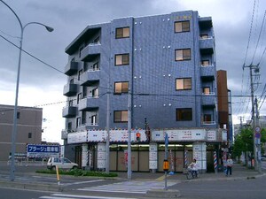 シティ根元外観写真