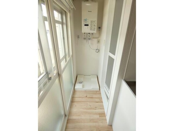 建物設備(洗濯機置き場)