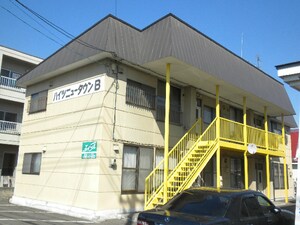 ハイツニュータウンB外観写真