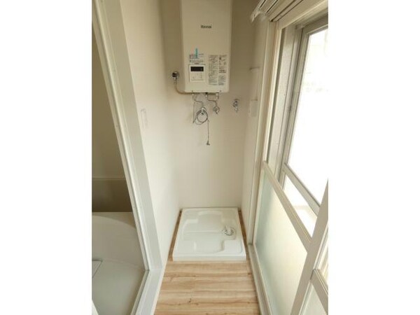 建物設備(洗濯機置き場)