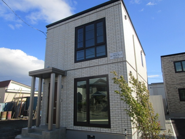 ル・ペピエマンⅠの物件外観写真