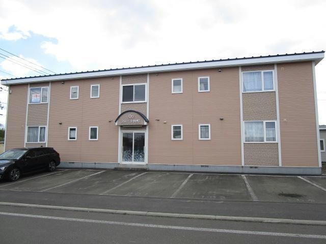 フローラ仲町の物件外観写真